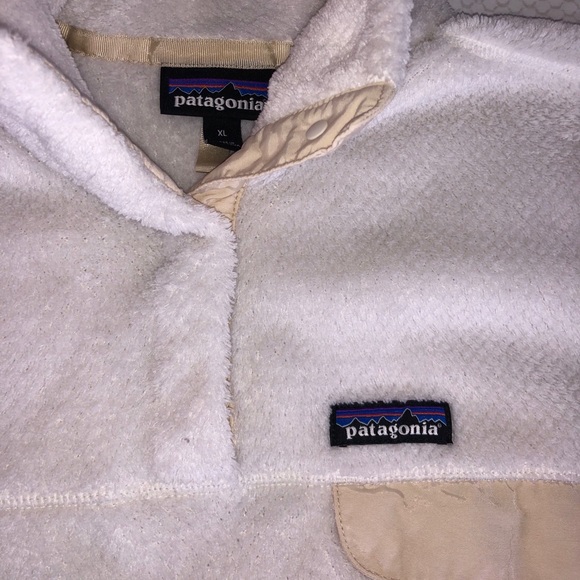 Patagonia Women's Re-Tool Snap-T Fleece Pullover - Picture 3 of 4